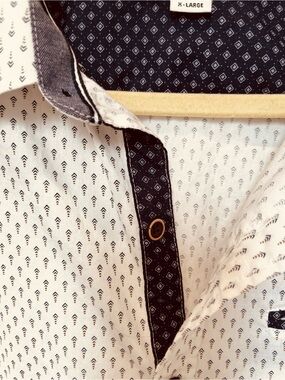 Men's White 100% Cotton Patterned Short-Sleeve Button-Up Shirt